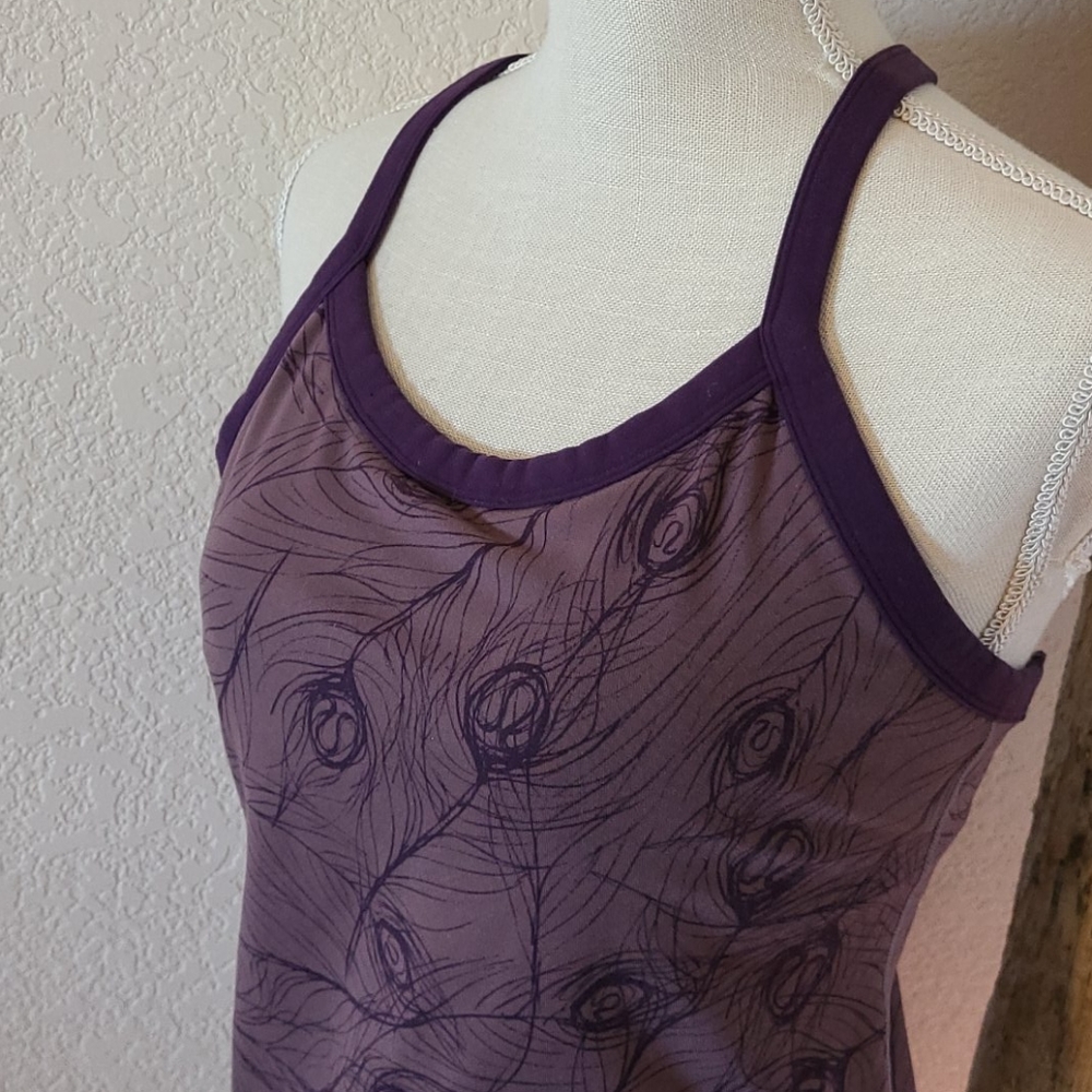 Lululemon tank - Picture 2 of 8